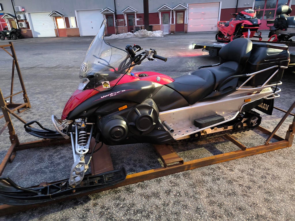 Yamaha Venture Lite  