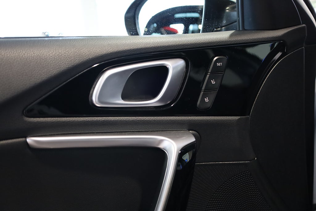 Kia Ceed Sportswagon Plug-in Hybrid Advance Plus 2 Pano Navi