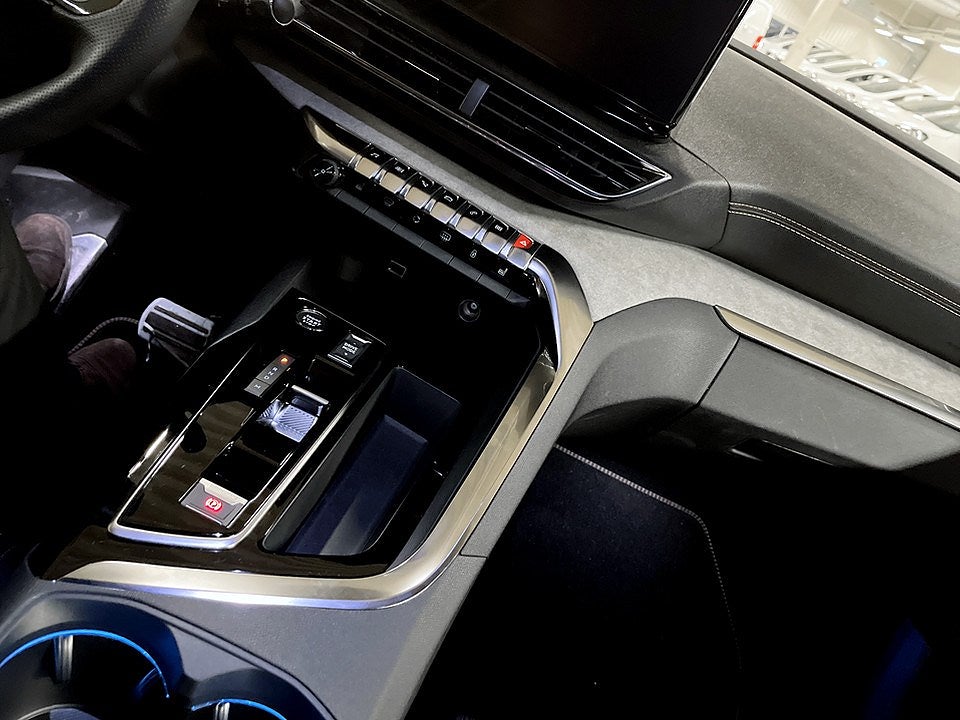 Bild på Peugeot 5008 GT 1.2 PT 130hk Aut - 7-SITS,B-KAMERA,NAV