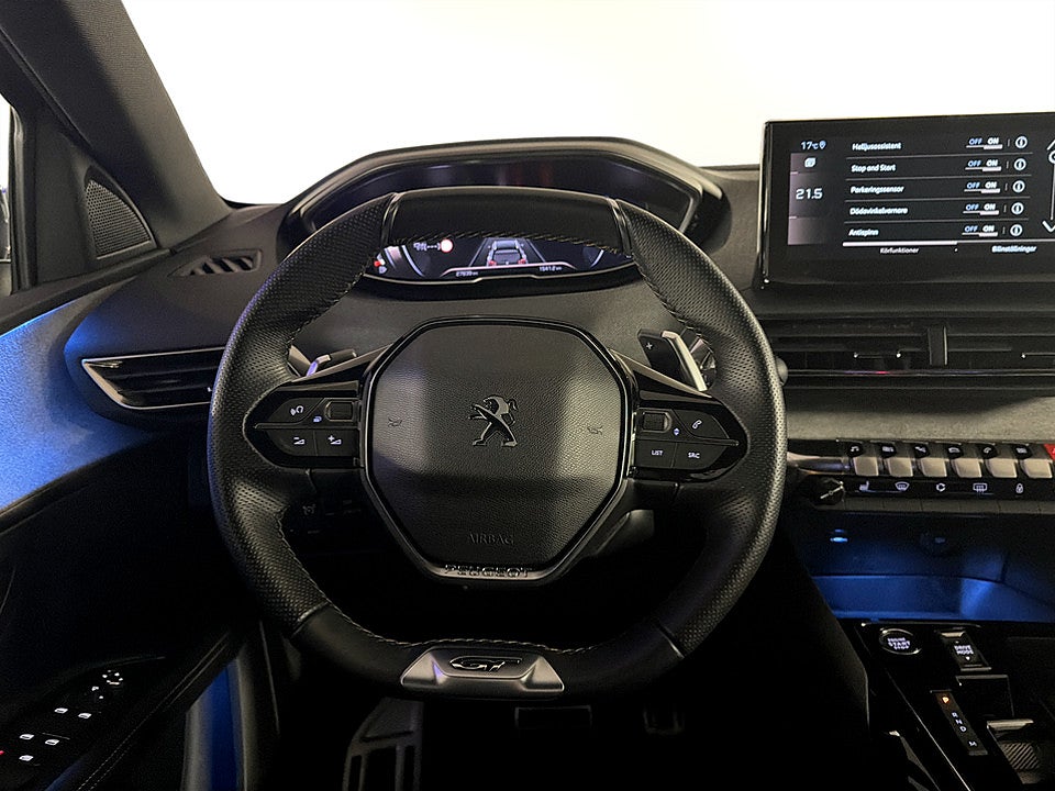 Bild på Peugeot 3008 GT 1.2 PT 130hk Aut B-KAMERA CARPLAY