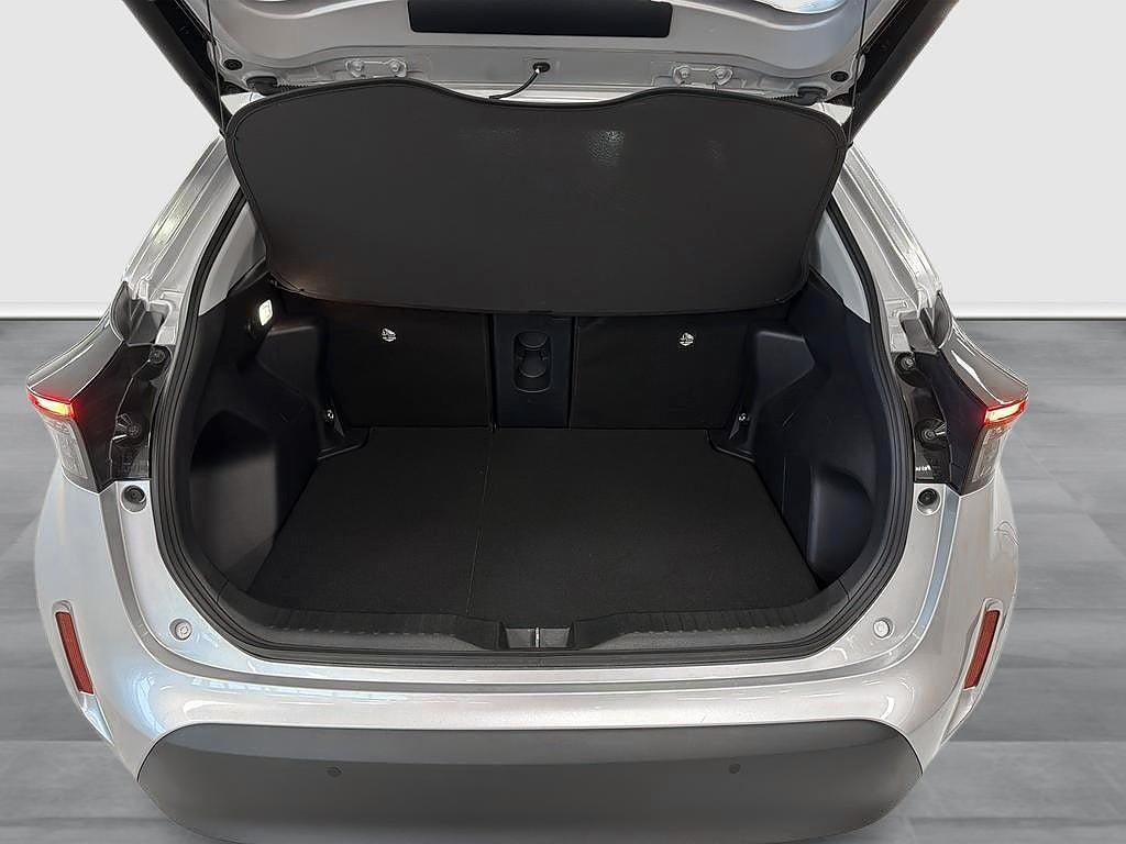 Toyota Yaris Cross 2023 - miniatyr 10