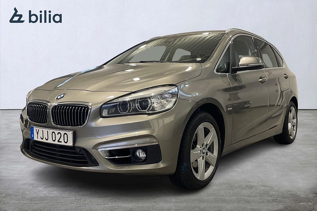 BMW 218 i Active Tourer Luxury Line | Drag | backkamera | Komfort Access
