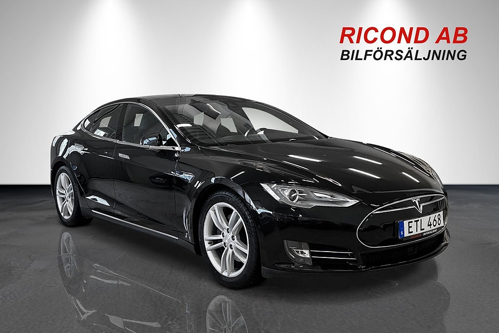 Tesla Model S 85D LÅGMIL 1 ÄGARE MKT GOD BATTERIHÄLSA