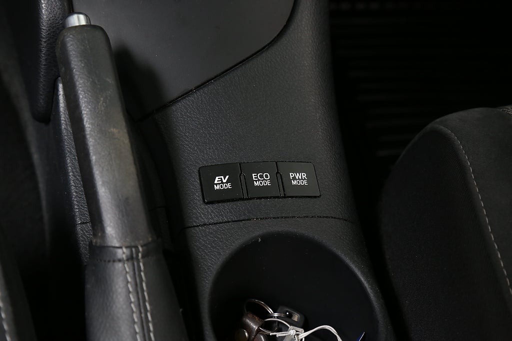 Toyota Auris Touring Sports Hybrid e-CVT Comfort 136hk 2018