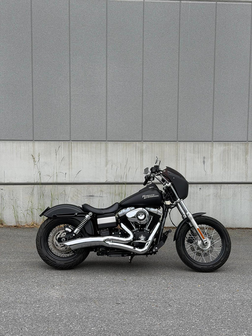 Harley-Davidson Street Bob Club-Style 1.6 Twin Cam 96 FXDB