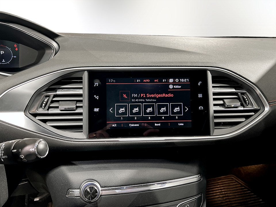 Bild på Peugeot 308 SW GT 1.2 PT 130hk Aut - B-KAMERA,PANO,NAV