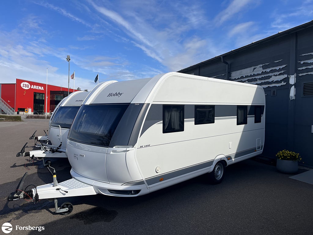 Hobby 495 WFB De Luxe - SUPERDEAL! Bra planlösning med badrum bak!