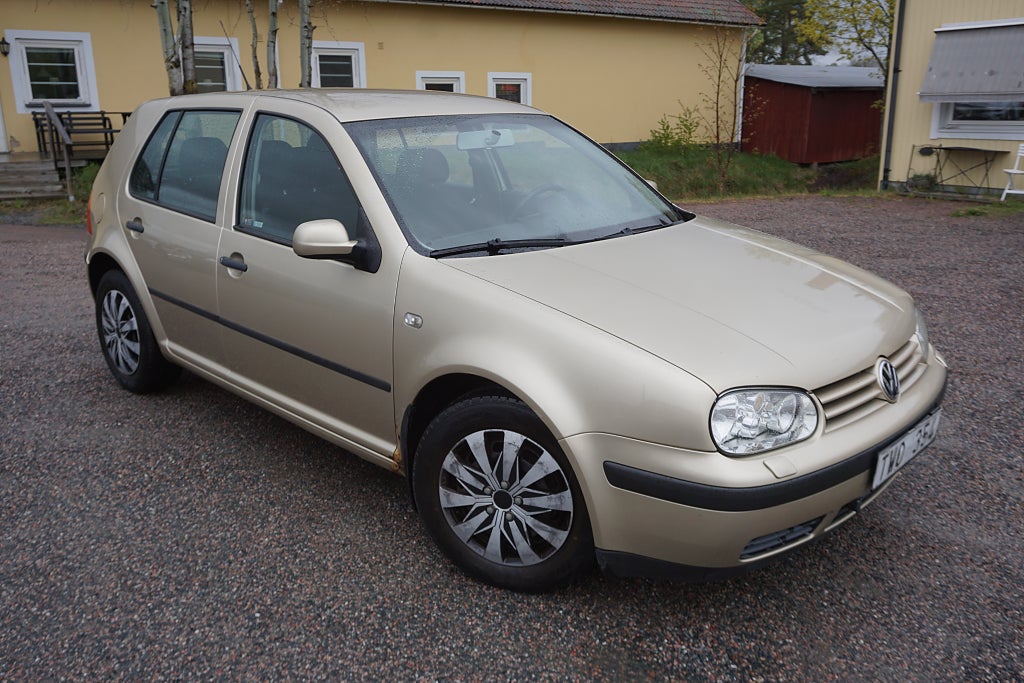 Volkswagen Golf 5-dörrar 1.6 Drag/M-värmare