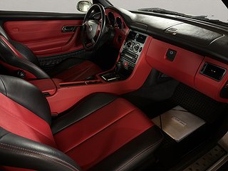 Cab Mercedes-Benz SLK 4 av 14