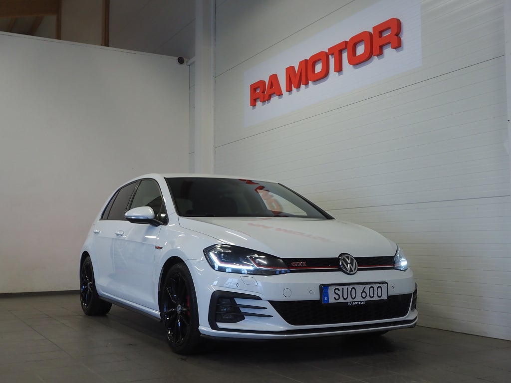 Volkswagen Golf GTI 2.0 TSI 245hk Performamce |Cockpit|Backkamera|M&K| 2018