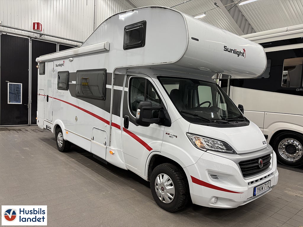 Sunlight Capron A72 - Alkov / AC / Stödben