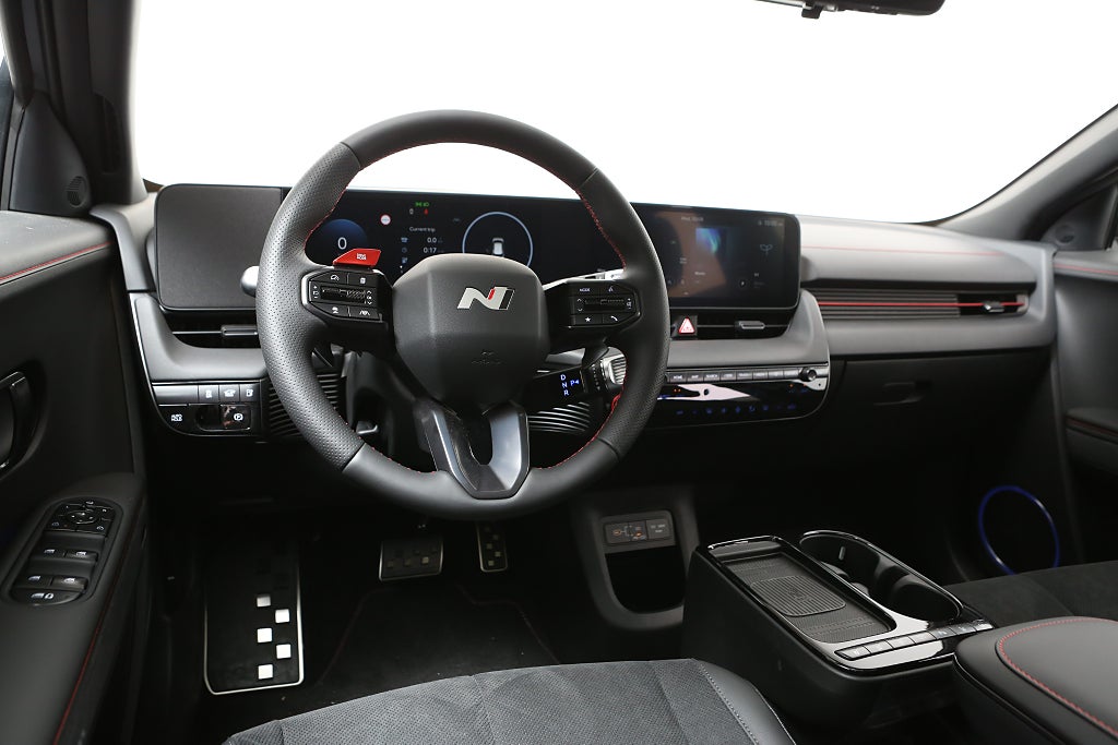 Hyundai IONIQ 5 84 kWh AWD N-Line / Soltak / Tech-paket - Demobil