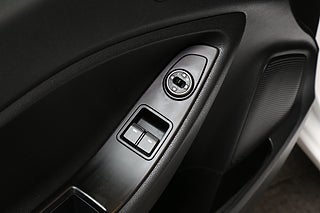 Halvkombi Hyundai i20 12 av 24