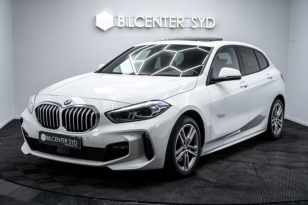 BMW 118 |Steptronic|M-Sport|Pano|Drag|Navi|*Leasebar*|136hk