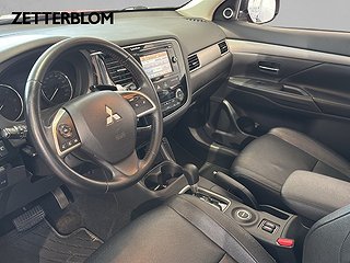 SUV Mitsubishi Outlander 8 av 14