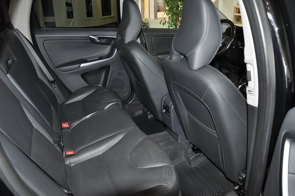 Volvo XC60 2015 - miniatyr 10