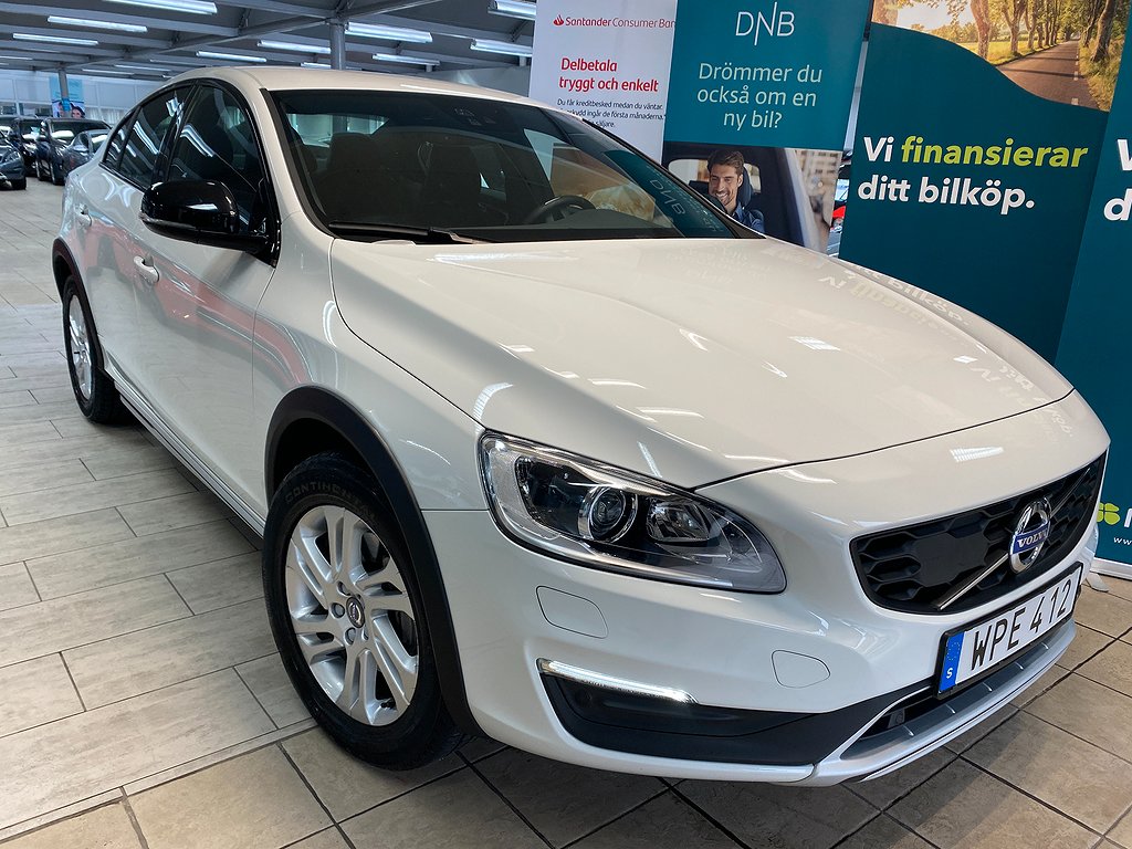Volvo S60 Cross Country D4(190hk) AWD*4000Mil*Aut*darg*1,99%