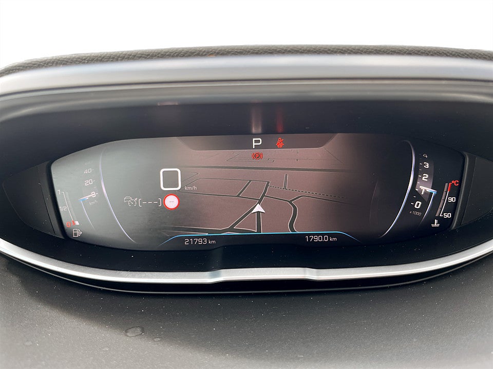 Bild på Peugeot 5008 GT 1.2 PT 130hk Aut 7-SITS B-KAMERA CARPLAY