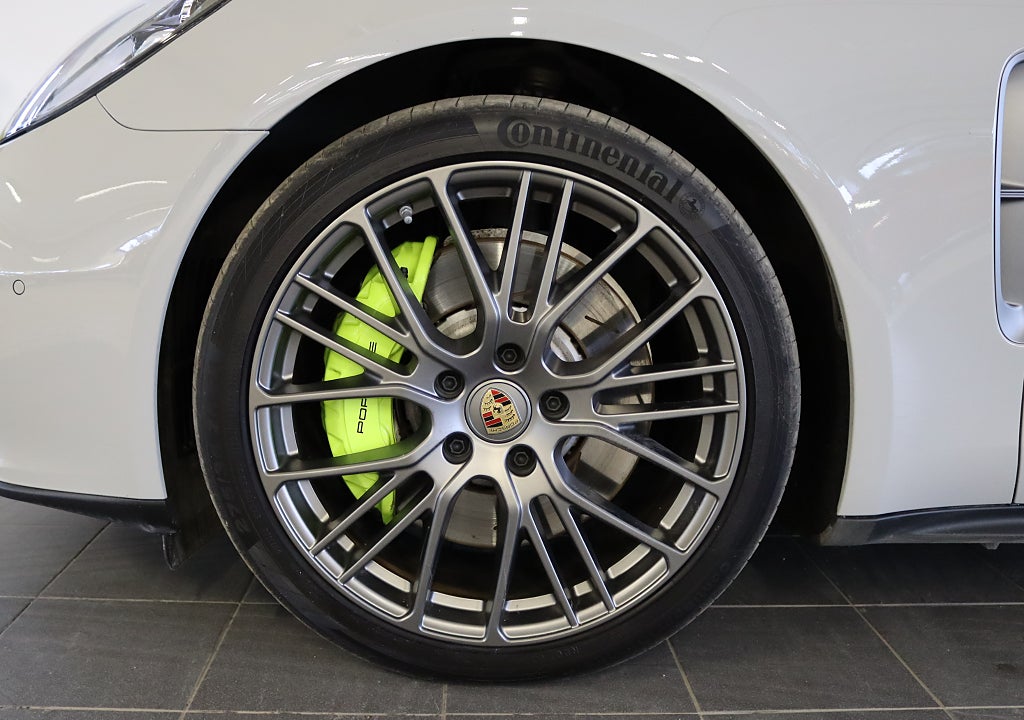 Porsche Panamera 4 E-Hybrid PDK Platinum Edition MOMS