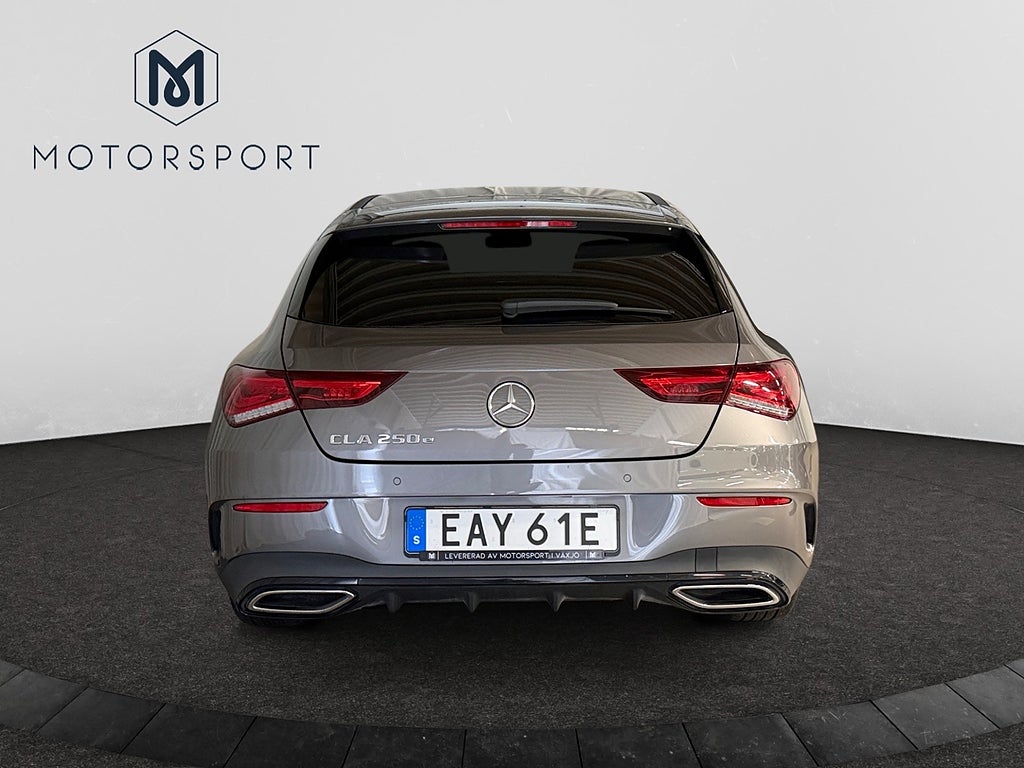 Mercedes-Benz CLA 250 e Shooting Brake AMG Line Adapt- fart Pano Bkamera bild 6