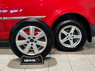 Volkswagen Caddy Van 2.0 Dvärm Drag LED-ramp S/V-hjul