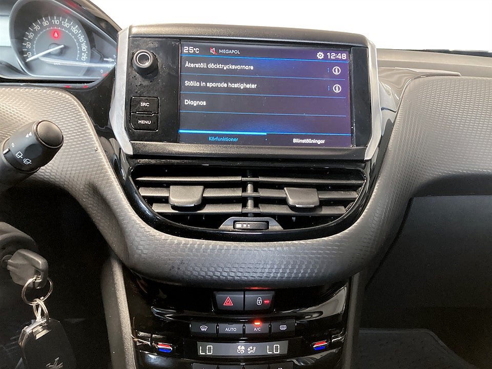 Bild på Peugeot 2008 Active 1,2 PT 82hk FARTHÅLLARE