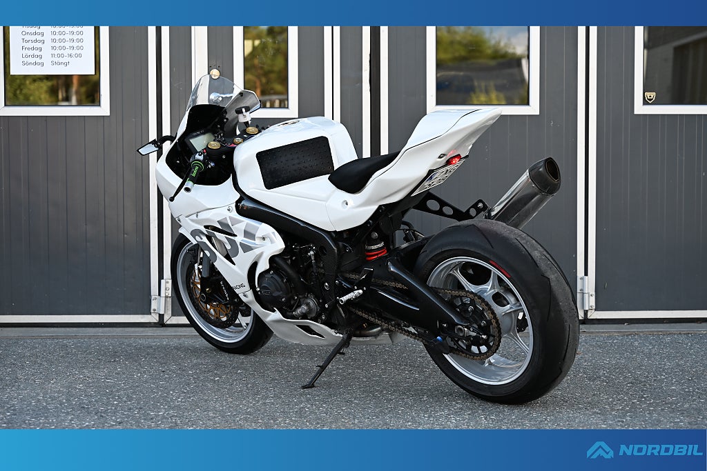 Suzuki Cycles GSX-R1000