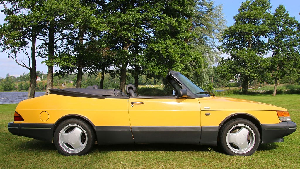 Saab 900 Turbo S Aero Cabriolet Monte Carlo Edition var avsedd för USA. Foto: Bilweb Auctions