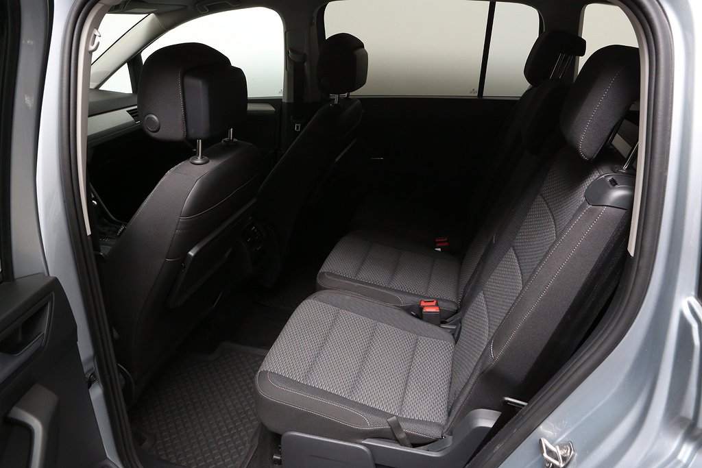 Volkswagen Touran 1,5 TSI 150hk DSG7 Drag Leasbar 7-Sits 2024