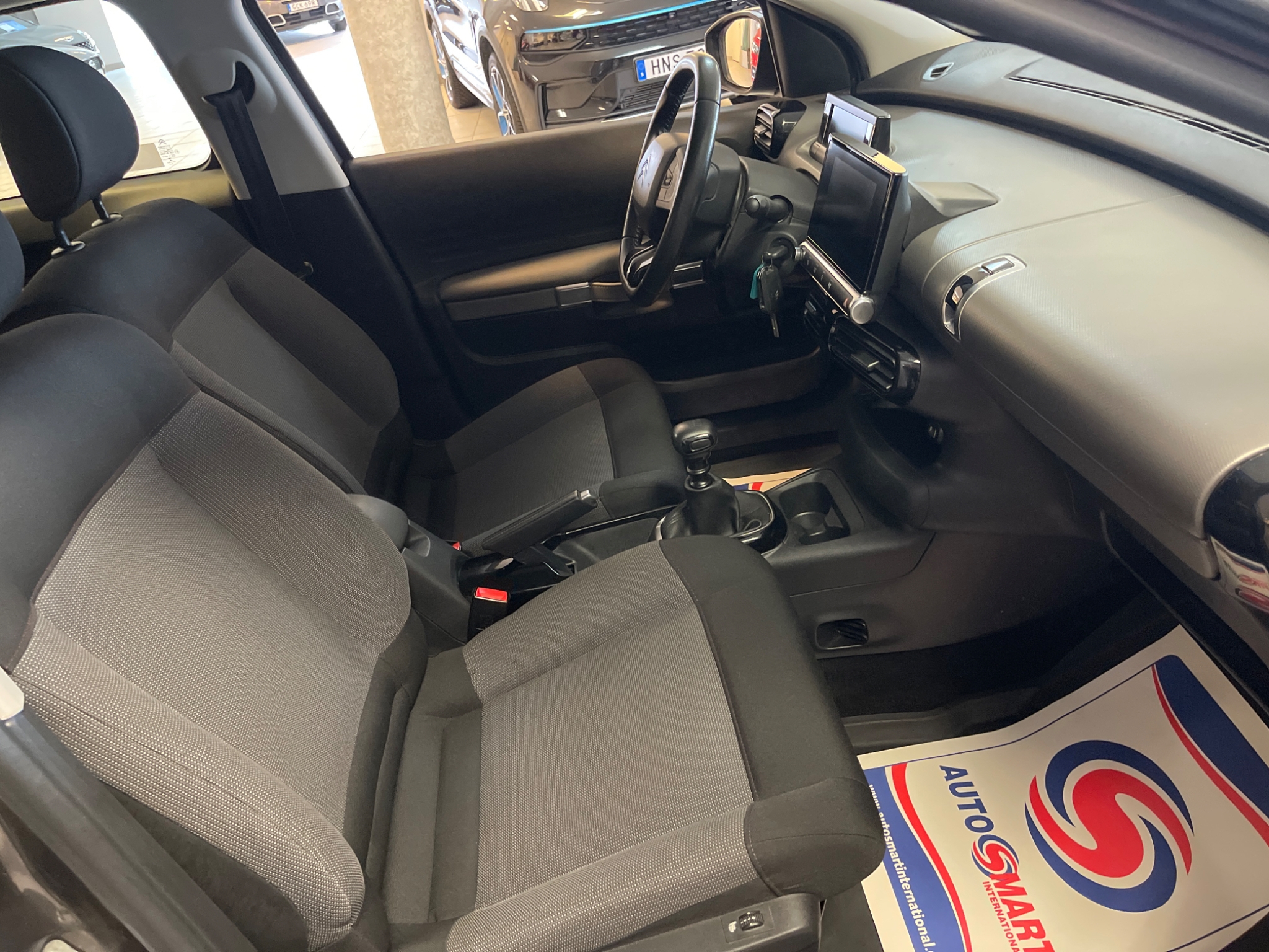 Citroen C4 Cactus 1.2 PureTech Euro 6 2020, photo 6/10