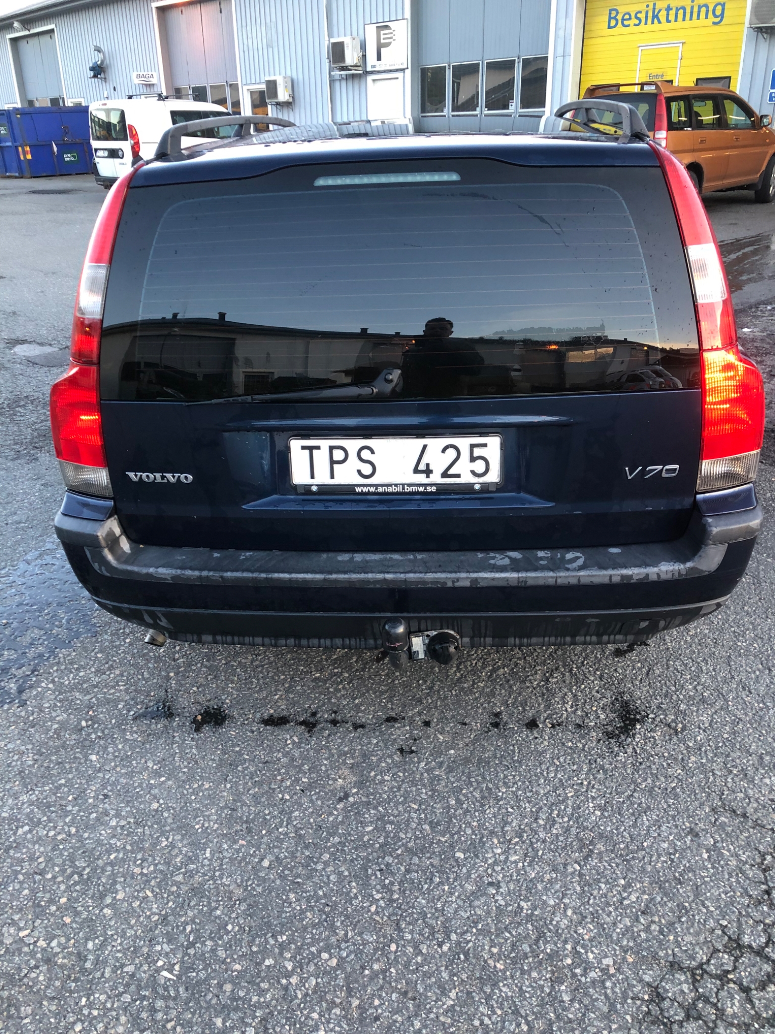 Volvo V70 2.4 Automat 140hk 2003, bild 3/43