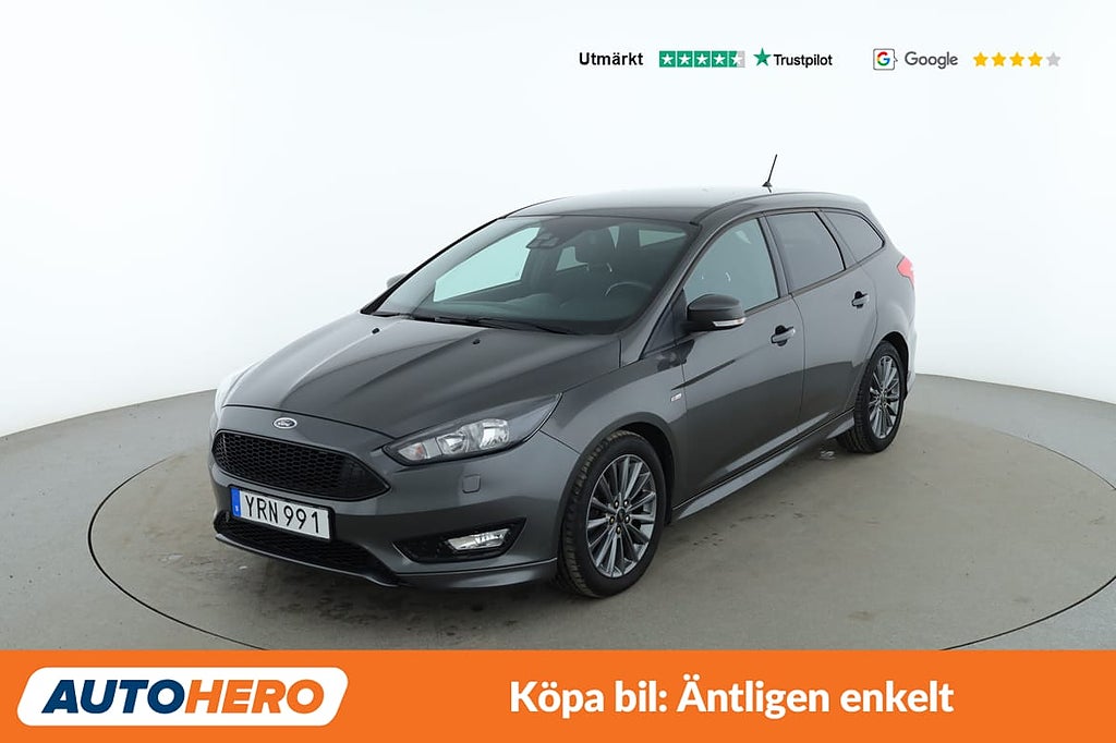 Ford Focus Kombi 1.0 ST-Line / Rattvärme, CarPlay
