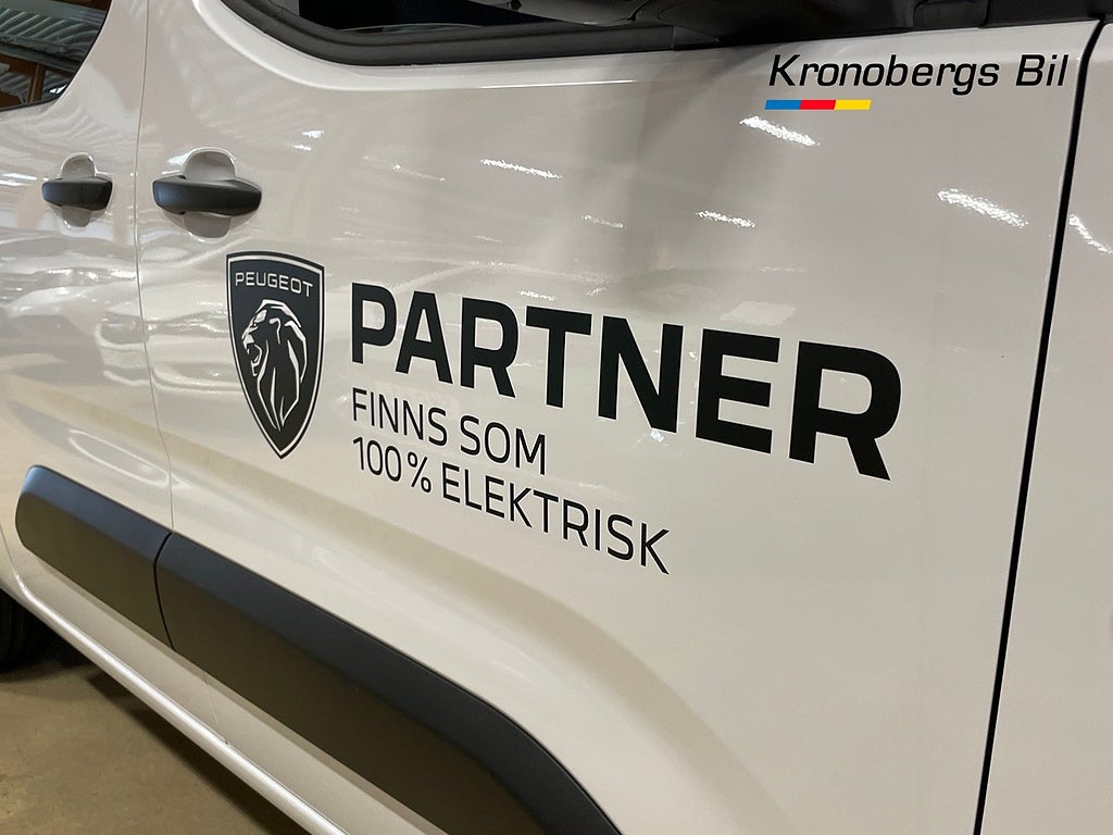 Peugeot Partner Crew Cab 130hk Diesel Automat *Demo*  – bild 4