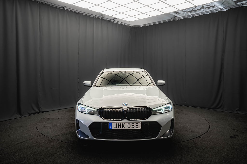 BMW 330e xDrive M Sport SHADOW P-VÄRMARE 1-ÄGARE MOMS
