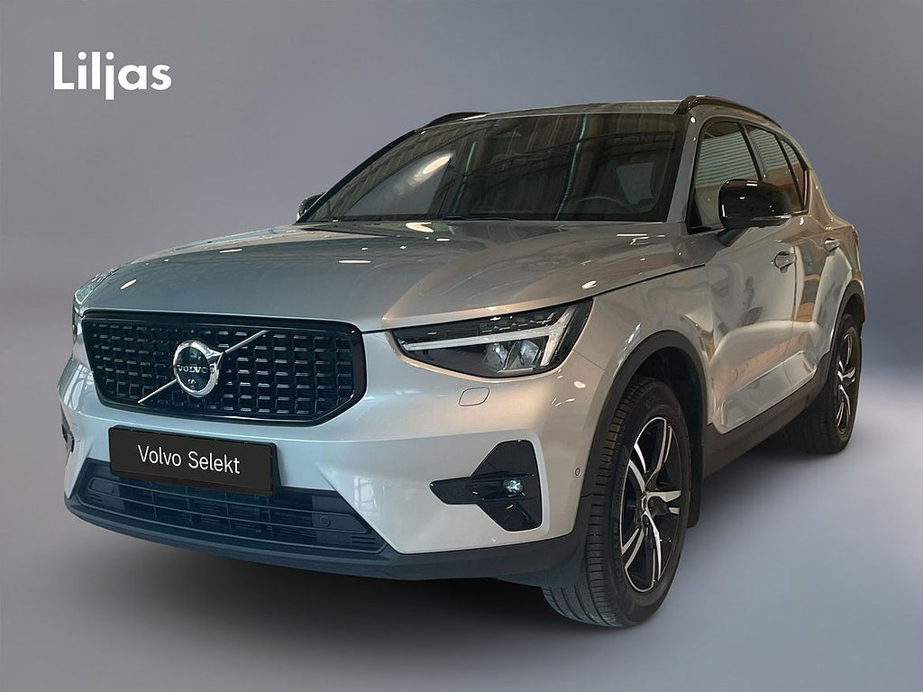 Volvo XC40 B3 FWD Bensin Plus Dark//360-kamera//Drag//