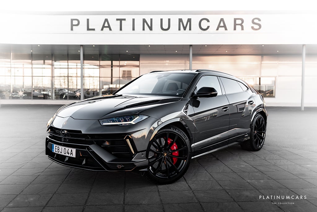 Lamborghini Urus S 666hk 2024 / Sv.såld / Style / Dark / B&O
