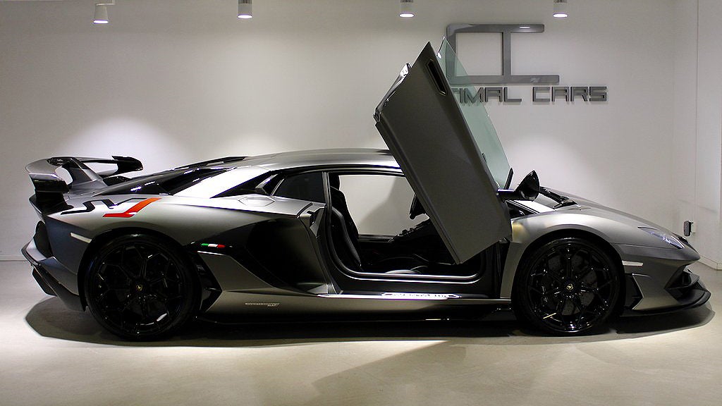 Lamborghini Aventador SVJ LP770-4 klarar av 0-100 km/h på 2,8 sekunder. 