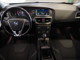 Halvkombi Volvo V40 16 av 22