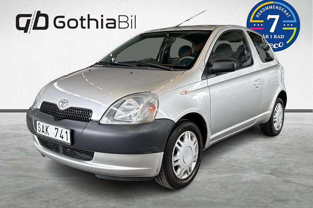 Toyota Yaris 3-dörrar 1.0 VVT-i AC Endast en ägare och 8000 mil