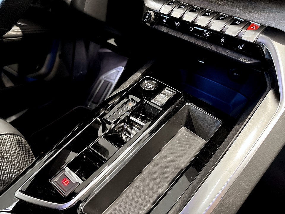 Bild på Peugeot 5008 GT 1.2 PT 130hk Aut - 7-SITS, DRAG