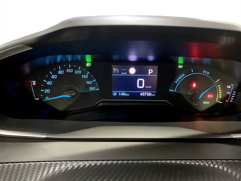 Bild på Peugeot E-2008 Active Pack 50 kWh 136hk Aut - CARPLAY