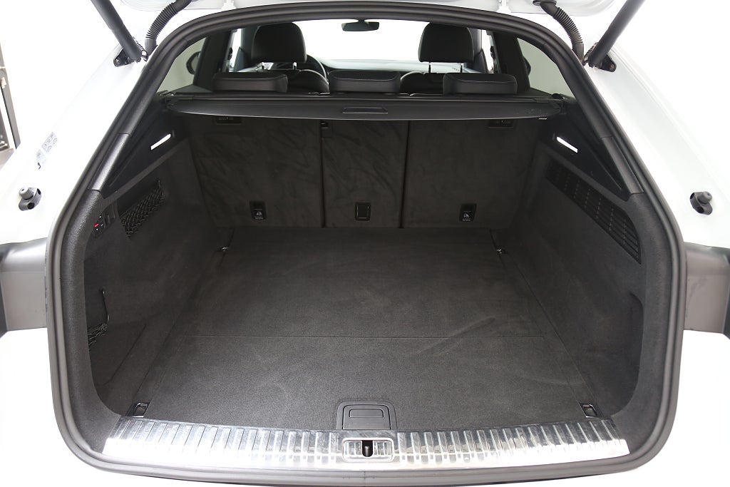 Audi Q8 50 TDI Quattro S-Line | B&O | Drag | 360° | Värmare 2019