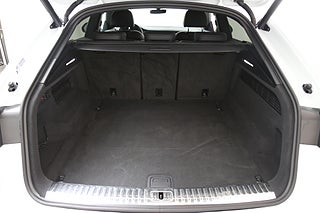 SUV Audi Q8 26 av 28