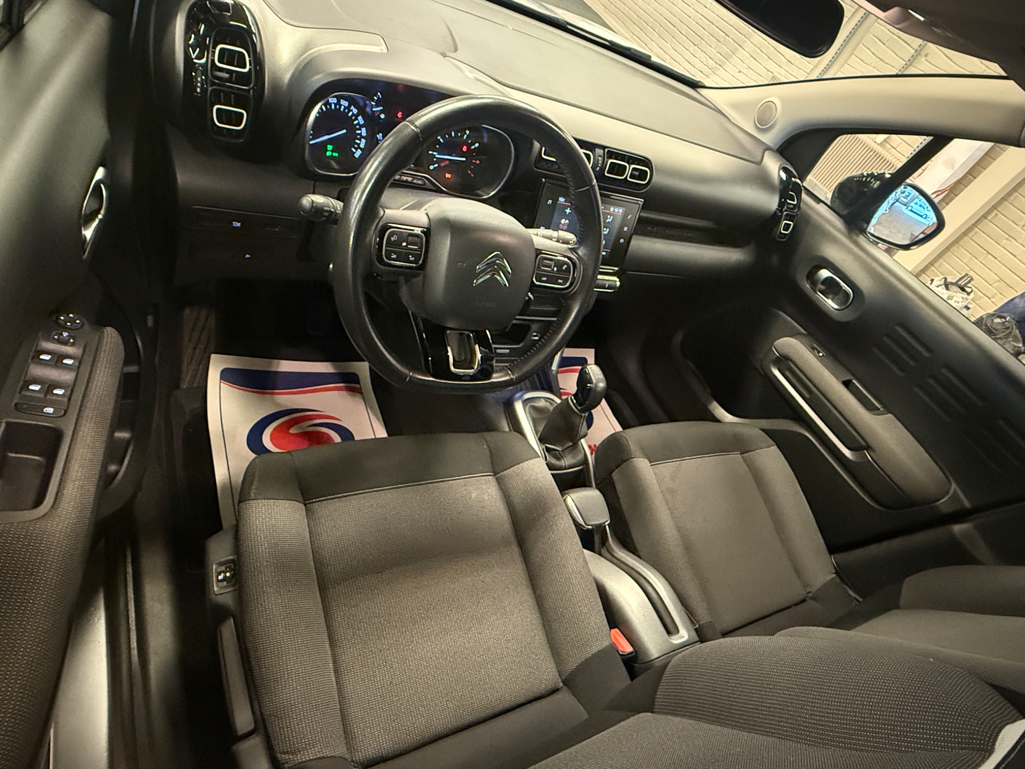 Citroen C3 Aircross 1.2 PureTech 2018, bild 7/10