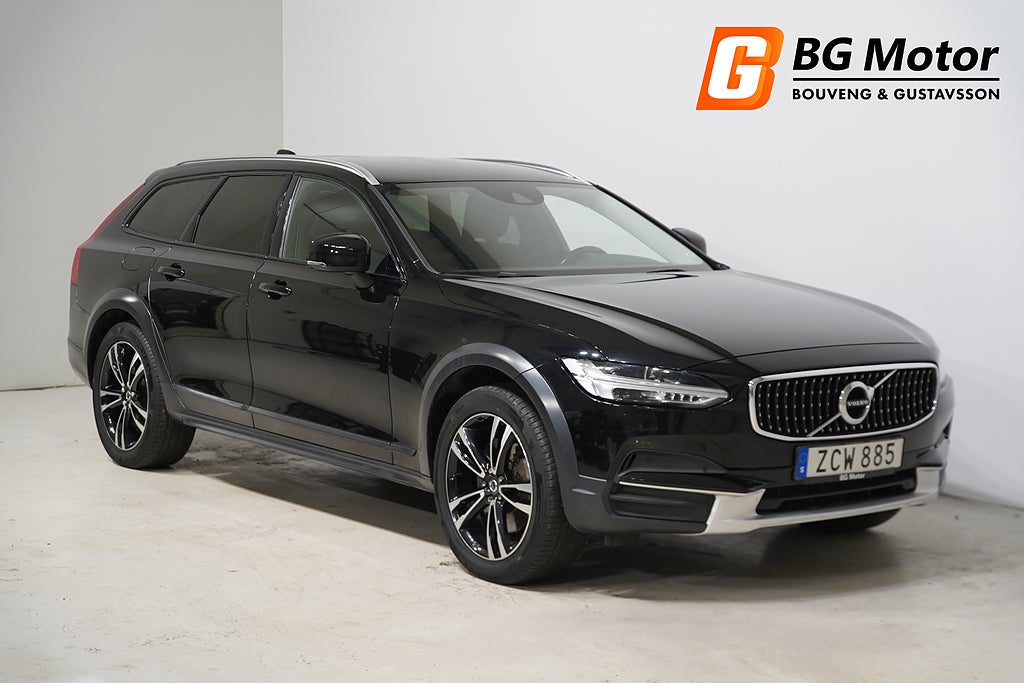 Volvo V90 Cross Country D4 190HK AWD Aut Momentum Drag/Värmare/PDC