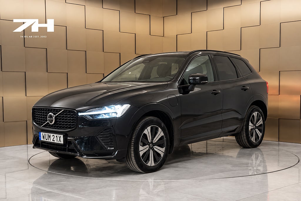 Volvo XC60 T6 Plug-In Hybrid AWD Plus Dark / Panorama / 360° / H&K