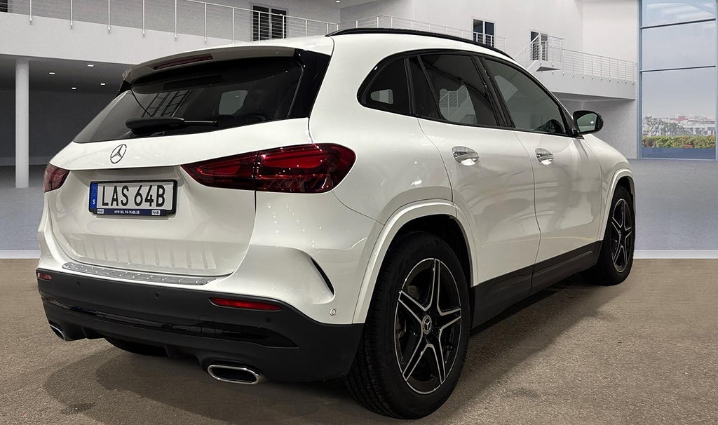 Mercedes-Benz GLA 200 AMG Line Premium - bild 3