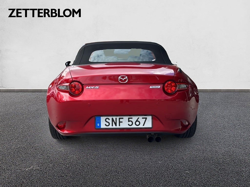 SUV Mazda MX-5 4 av 13