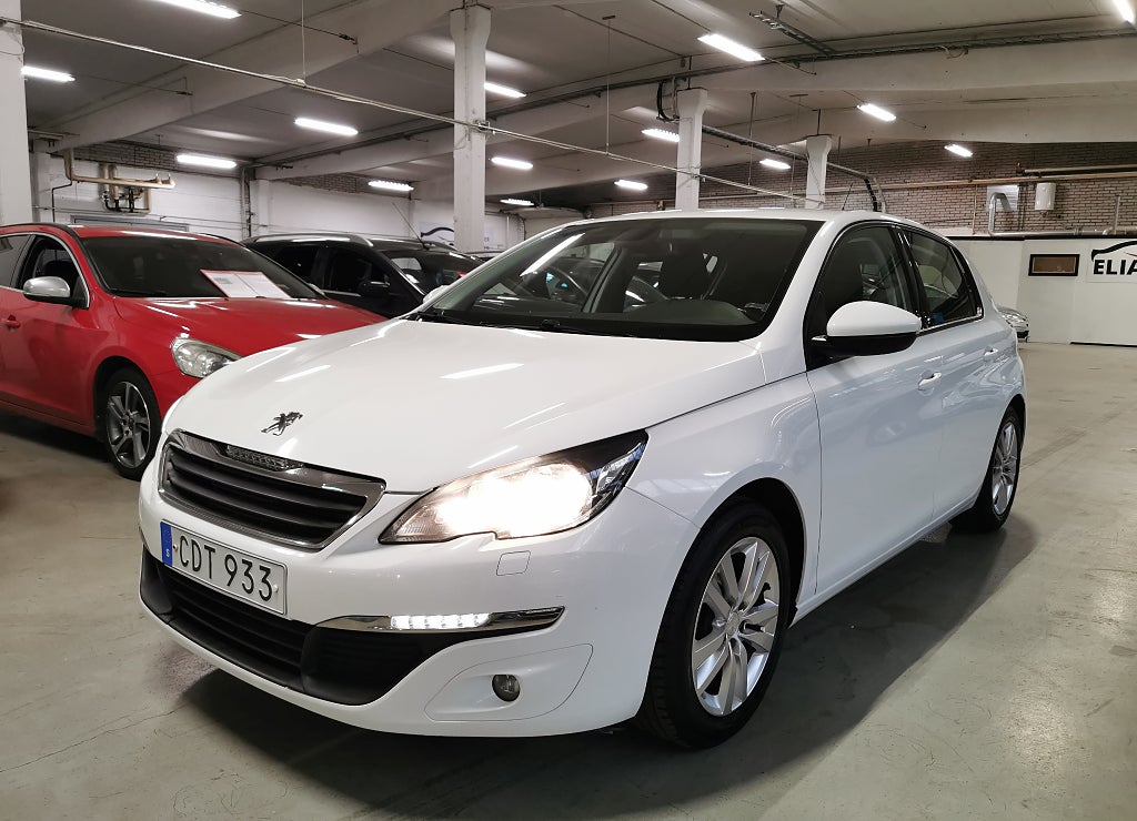 Peugeot 308 1.2 e-THP Active Euro 6& Kamrembyt&Nybesikt&Drag