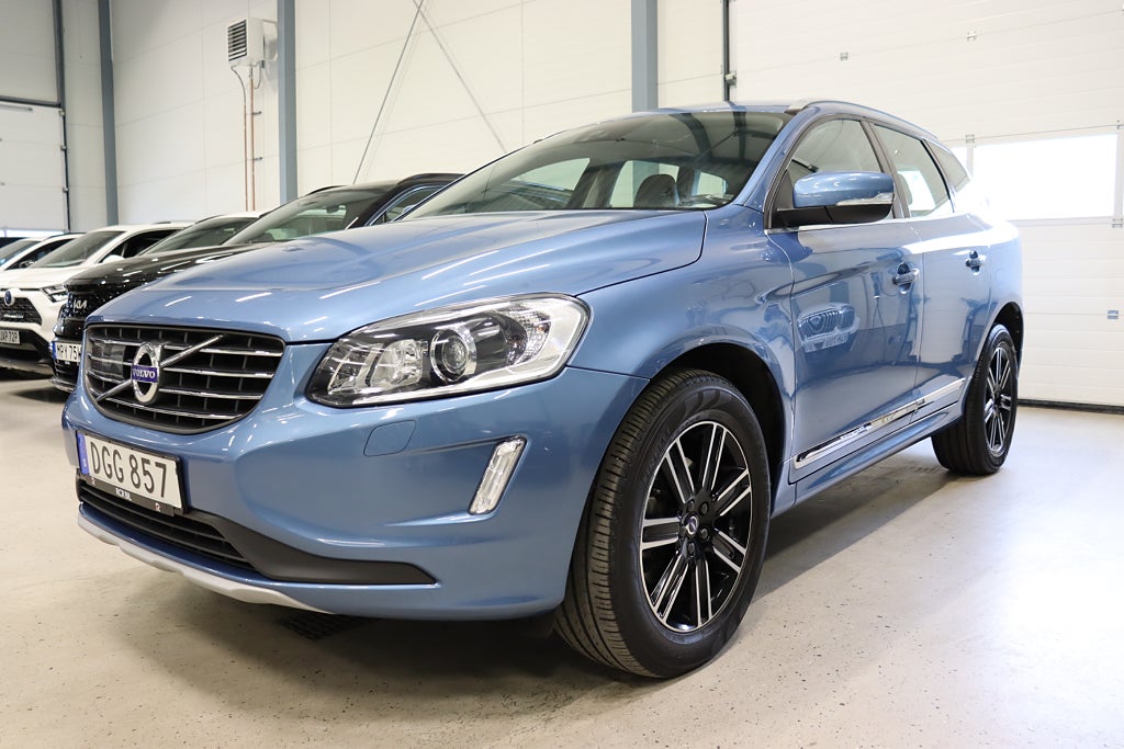 Volvo XC60 D4 AWD Classic Summum Drag Keyless M-Värm Blis 190hk